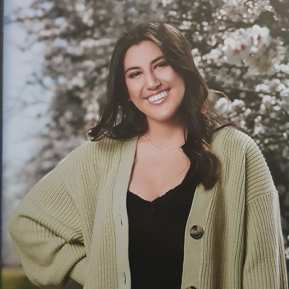 Meet your Posher, Xiomara